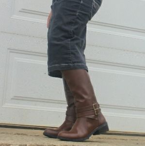 Brown boots